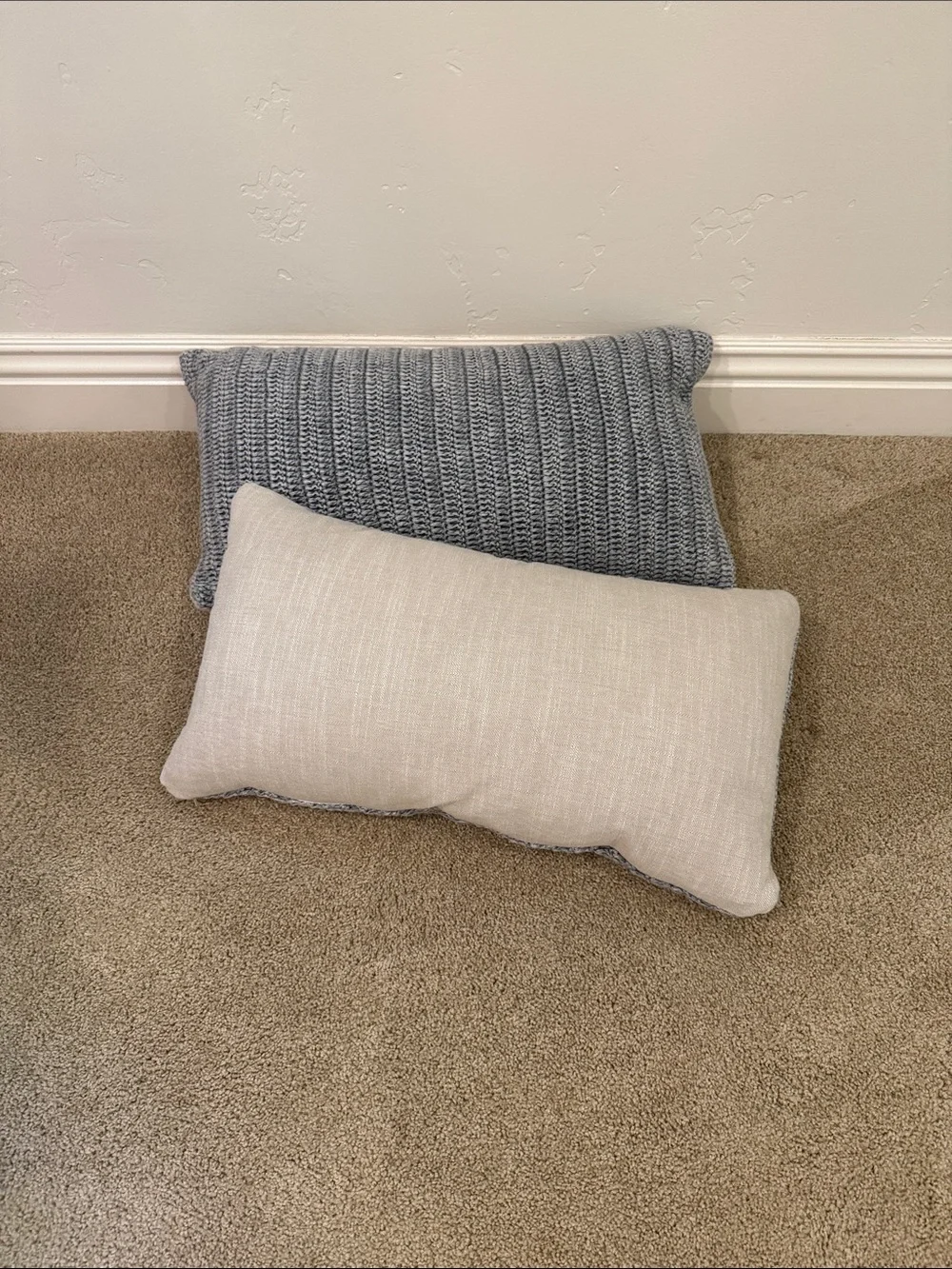 Set of 2 Decorative Throw Pillows - Blue Gray Knit & Cream Linen
